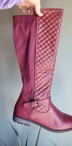 Forever sz 10 Burgundy Red Boots